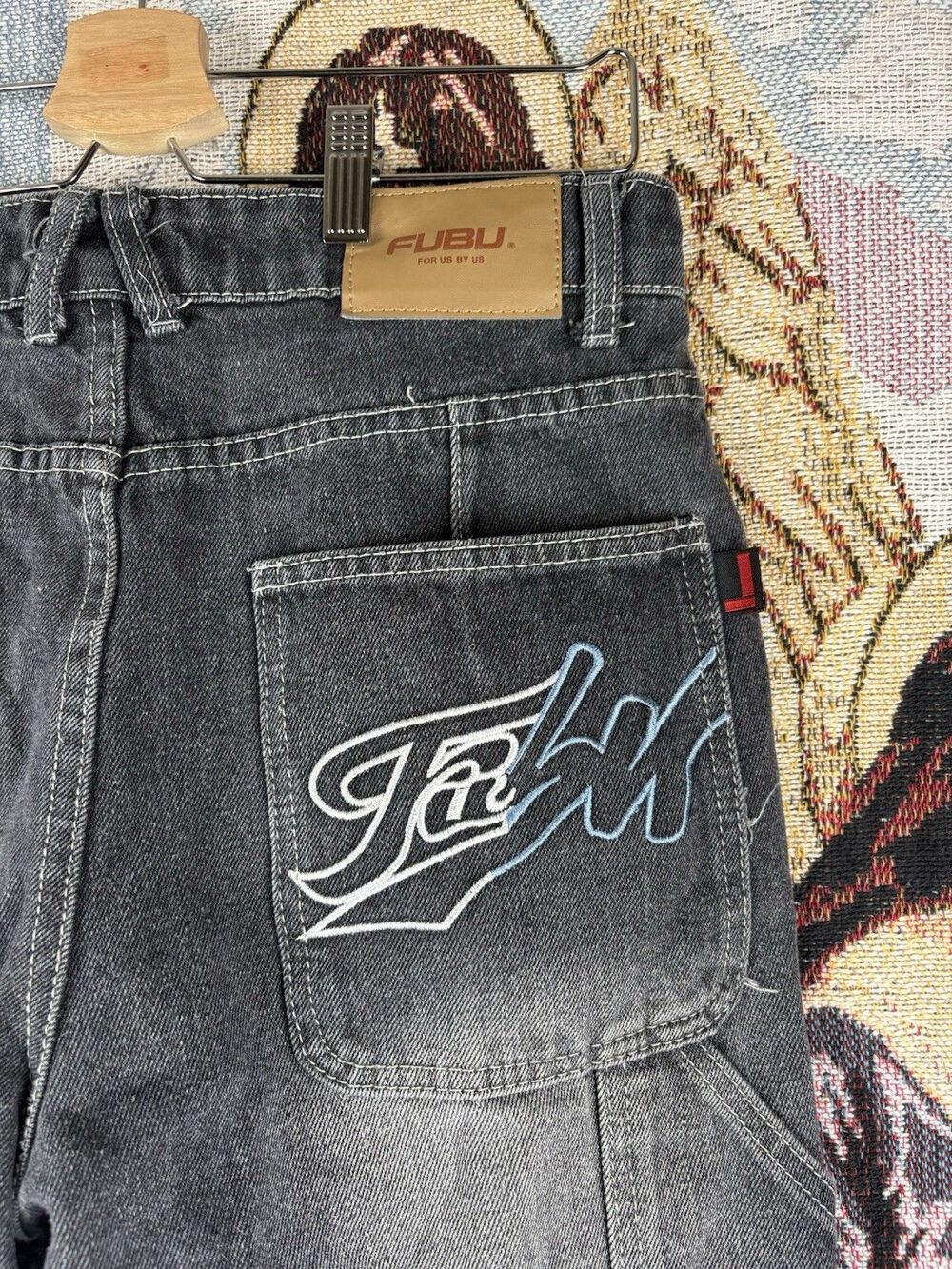 Y2K Fubu Shorts Men’s Size 32 Black Denim Baggy Hip Hop Embroidered Jorts Logo